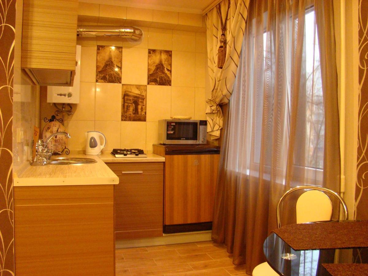 Kvartira-Studio Na Prospekte Aleksandra Polia "Parizh" Dnipro Exterior photo